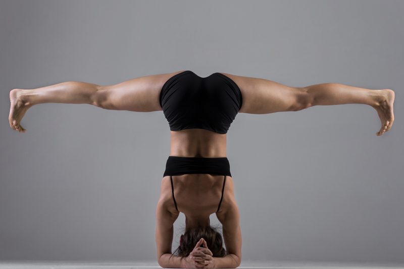 Yoga pose tête